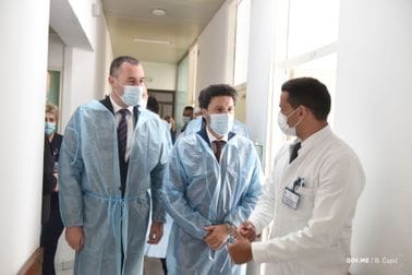 Premijer i ministar zdravlja u posjeti risanskoj bolnici