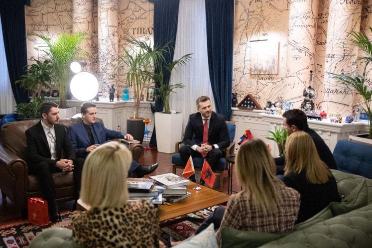 Sastanak ministar Dukaj i gradonačelnik Tirane 2
