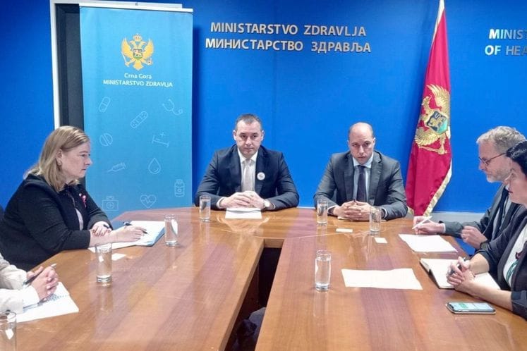 Ministar zdravlja Dragoslav Šćekić razgovarao sa američkom ambasadorkom i visokim predstavnicima SZO