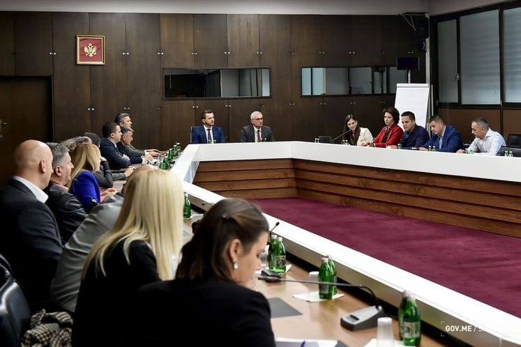 Sastanak raden grupe Analiza lok