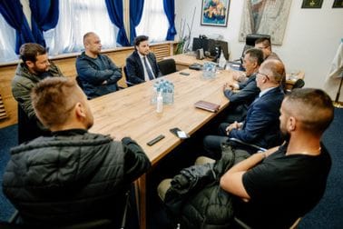 Dritan Abazović i rukovodstvo EPCG sa predstavnicima radnika Željezare