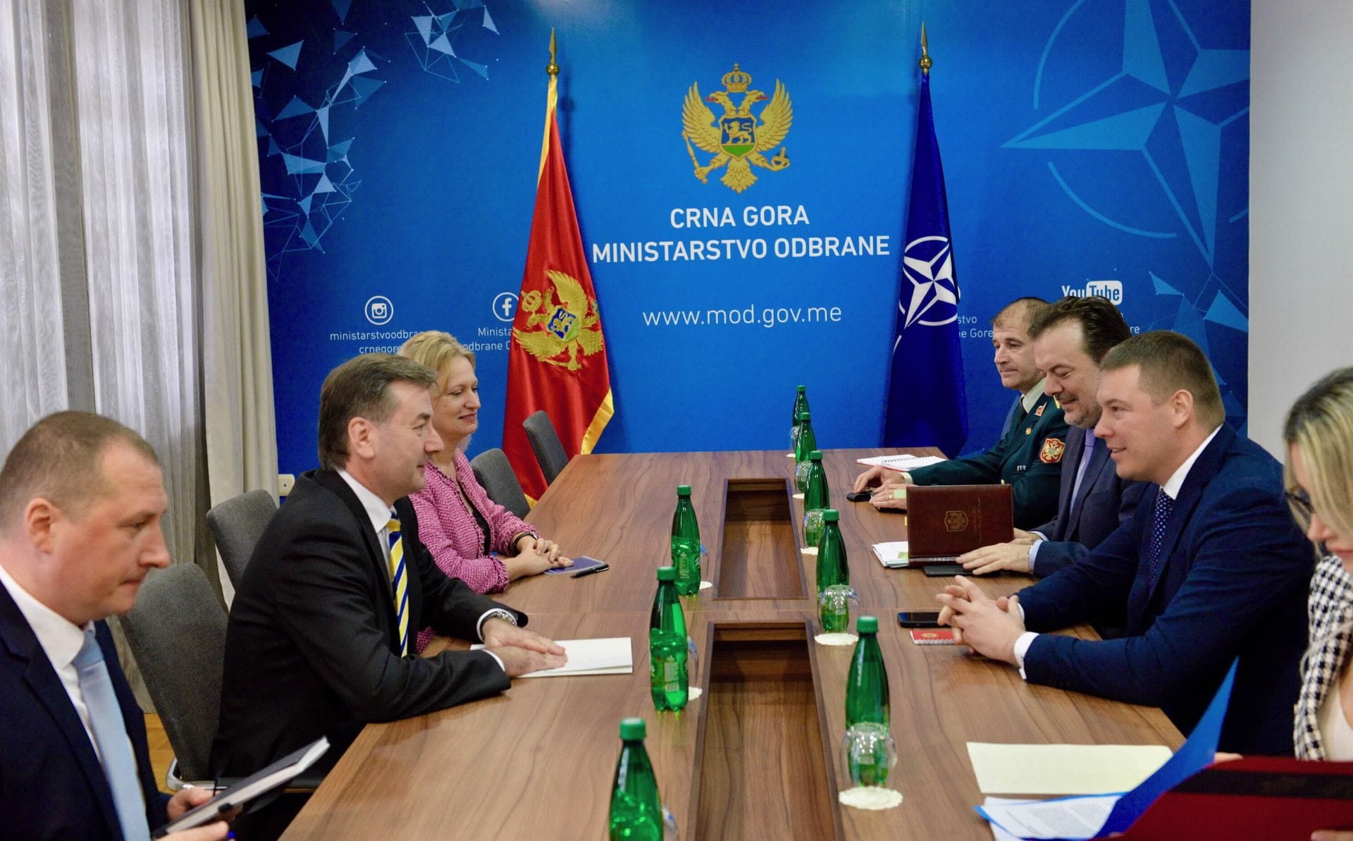 gallery.media[0].alt