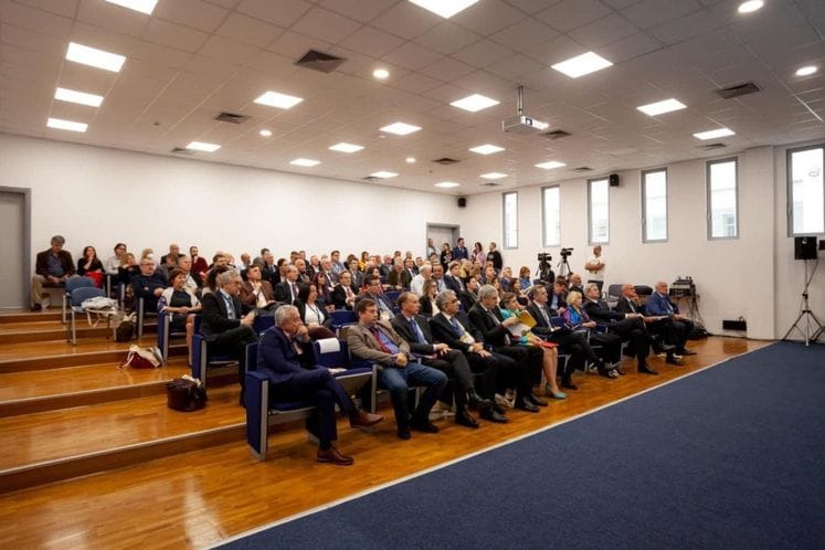 Naučni simpozijum CANU-UCG “Nauka i male zemlje: sinergija dijaspore, matice i prijatelja Crne Gore”