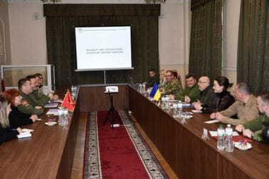 Аџић у Кијеву: Убрзо највећи пакет помоћи Украјини