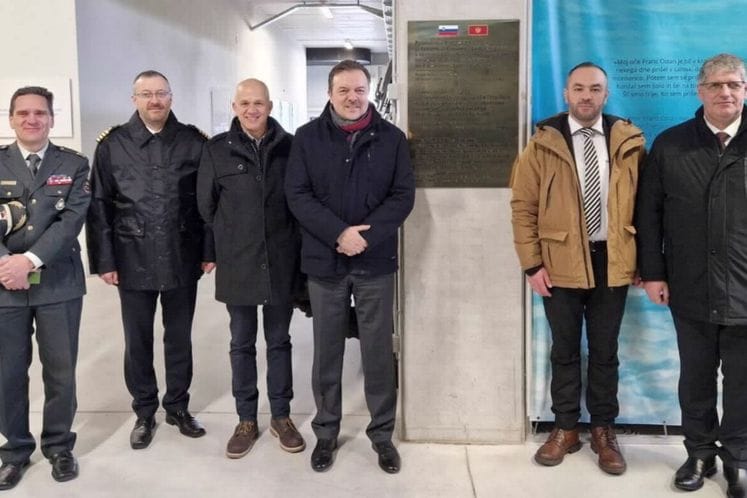 Predstavnici ministarstava odbrane Crne Gore i Slovenije o saradnji u oblasti vojno-kulturne baštine i vojnog školovanja