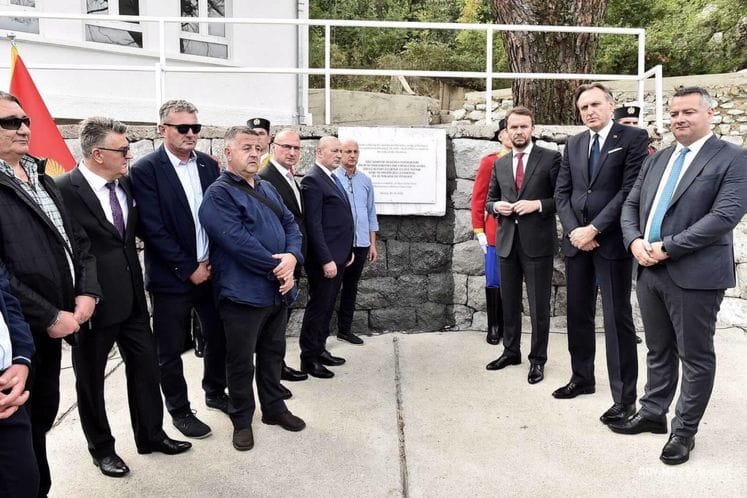 Otkrivanje spomen-ploče u Morinju