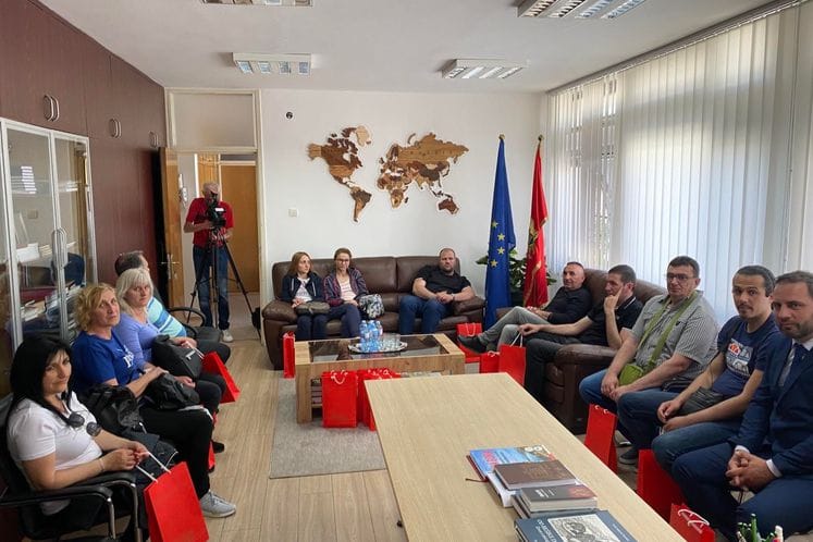 Udruženje Crnogoraca opštine Kula u posjeti Upravi