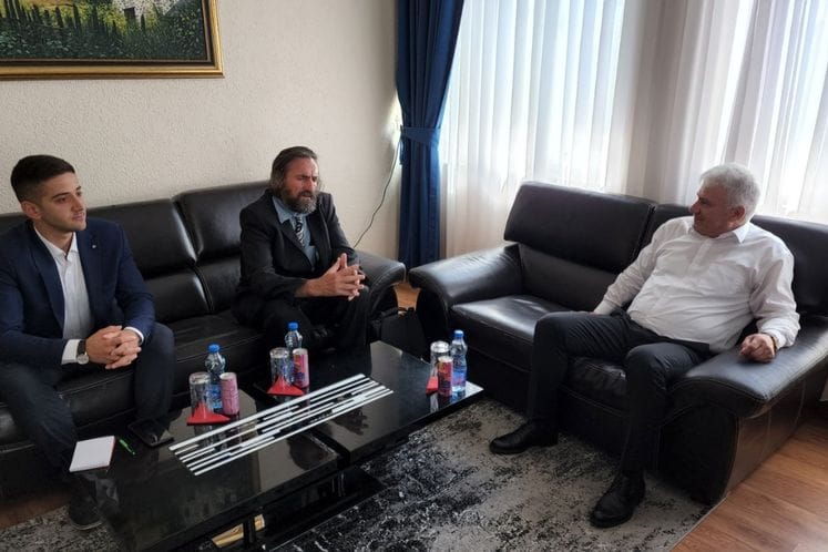 U SUSRET MANIFESTACIJI DANI DIJASPORE ISELJENIKA DELEGACIJA UPRAVE ZA SARADNJU SA DIJASPOROM–ISELJENICIMA U POSJETI OPŠTINI ROŽAJE