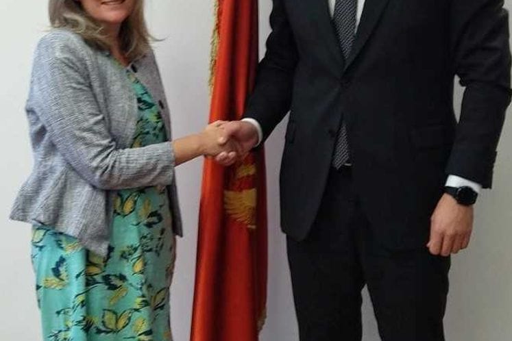 Susret direktora Uprave prihoda i carina sa britanskom ambasadorkom u Crnoj Gori i oficirom za vezu za privredni i finansijski kriminal Britanske ambasade u Podgorici