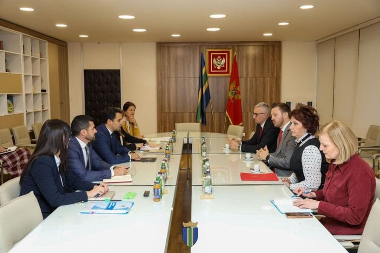 Ministar Dukaj u radnoj posjeti opštini Bar (1)