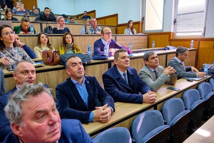 Ministar Ibrahimović obišao polaznike obuke za provjerivače i revizore bezbjednosti puteva