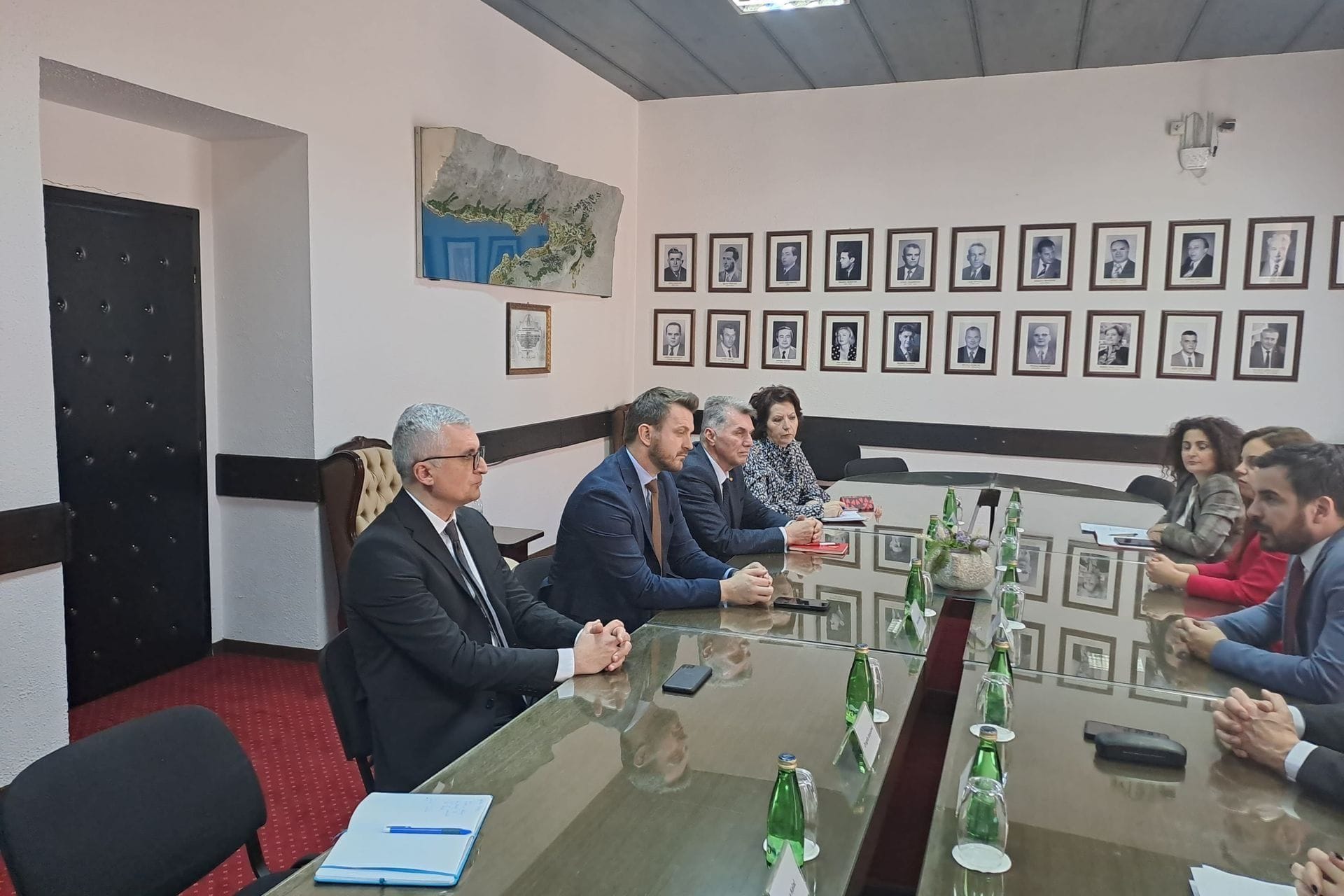 Ministar Dukaj u radnoj posjeti Opštini Kotor  (1)