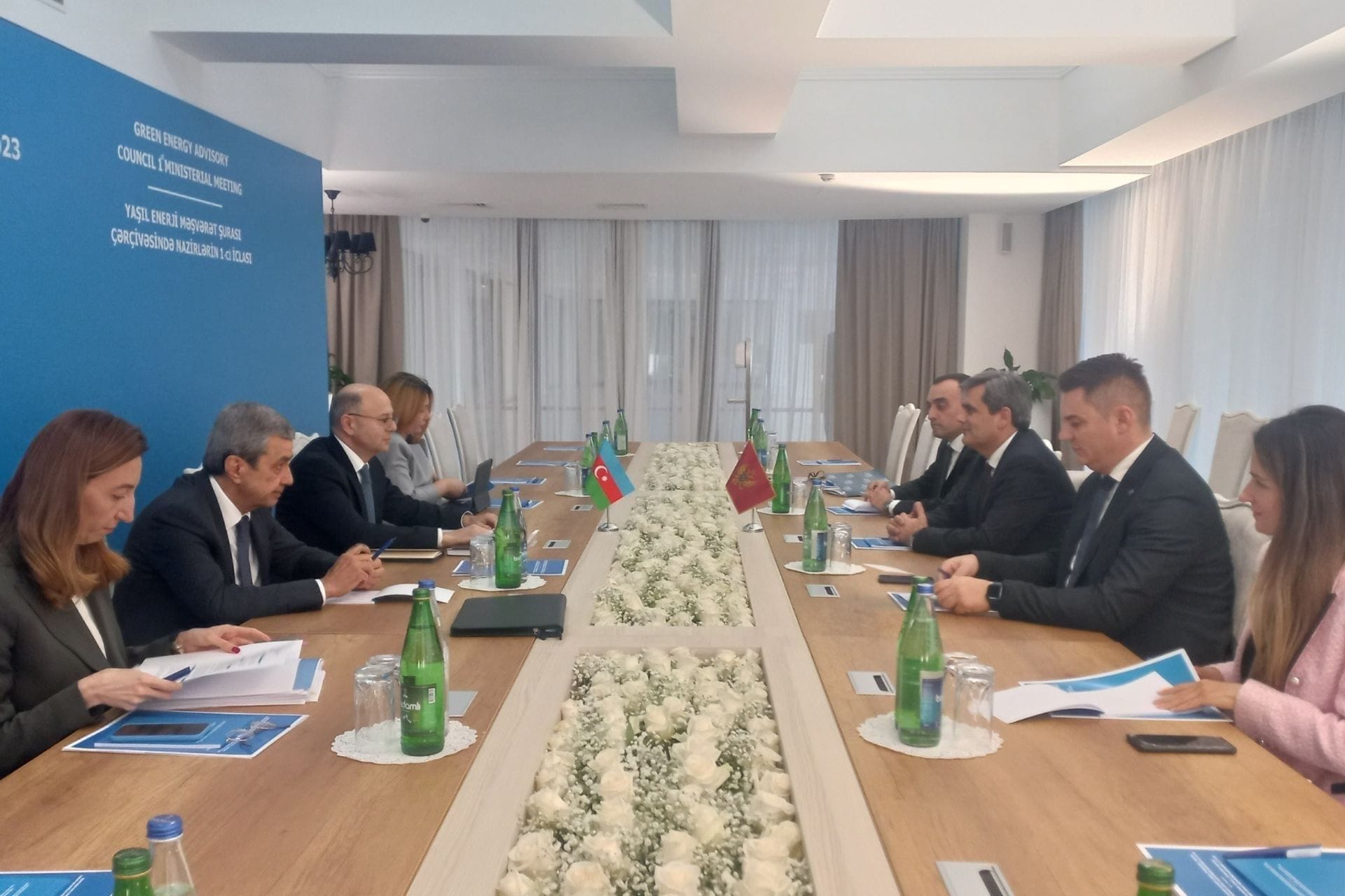 Ibrahimović sa ministrom energije Azerbejdžana Parvizom Šahbazovim