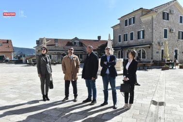 Herceg Novi NA PRAVOM PUTU