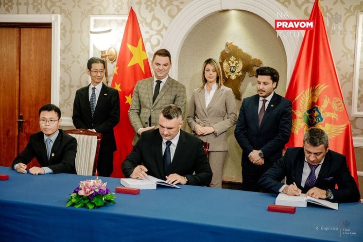 Potpisan Ugovor o izgradnji bulevara Aerodrom Tivat - Jaz
