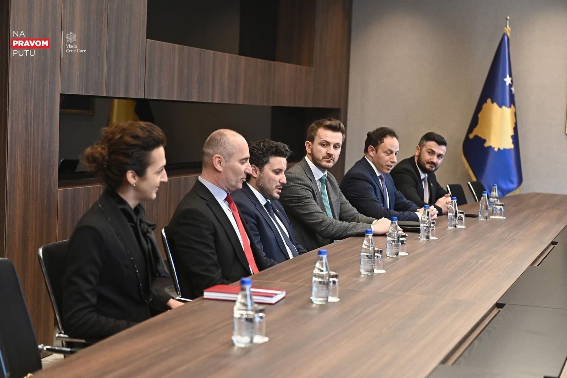 ministar Dukaj sa delegacijom na Kosovu (1)