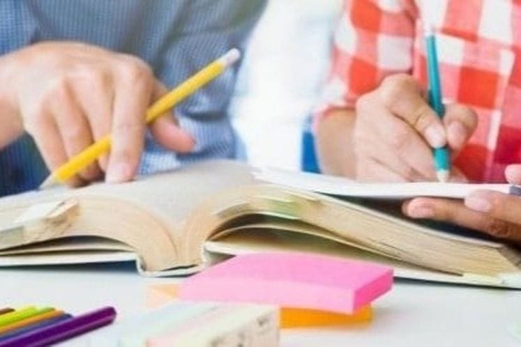 Ministarstvo prosvjete obezbijedilo sredstva za isplatu stipendija i studentskih kredita za april školske 2022/2023. godine