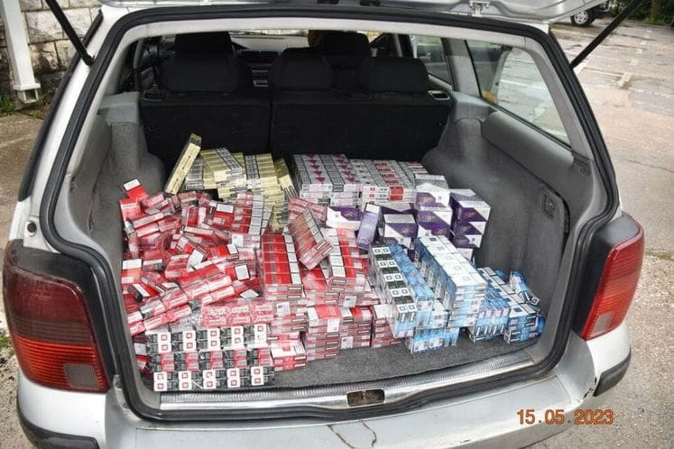 Na prelazu Ilino brdo zaplijenjene krijumčarene cigarete