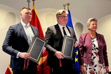 Adžić i Johanson potpisali Sporazum: Veliki dan za bezbjednost i evropski put Crne Gore