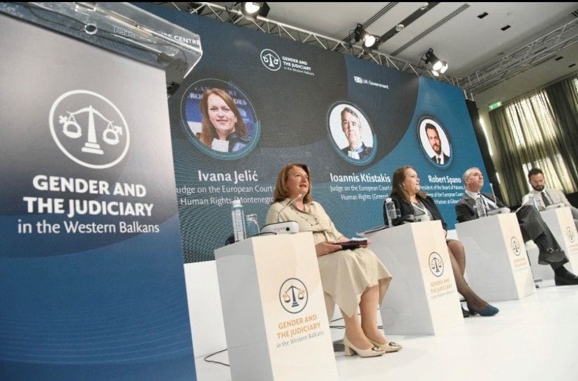 gallery.media[0].alt