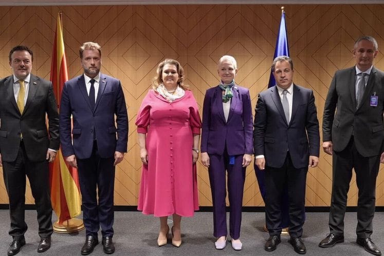 Državni sekretar dr Krsto Perović na sastanku NATO ministara odbrane