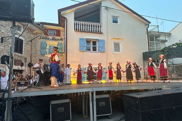 Društvo perojskih Crnogoraca proslavili 366. godišnjicu doseljenja crnogorskih porodica u Peroj