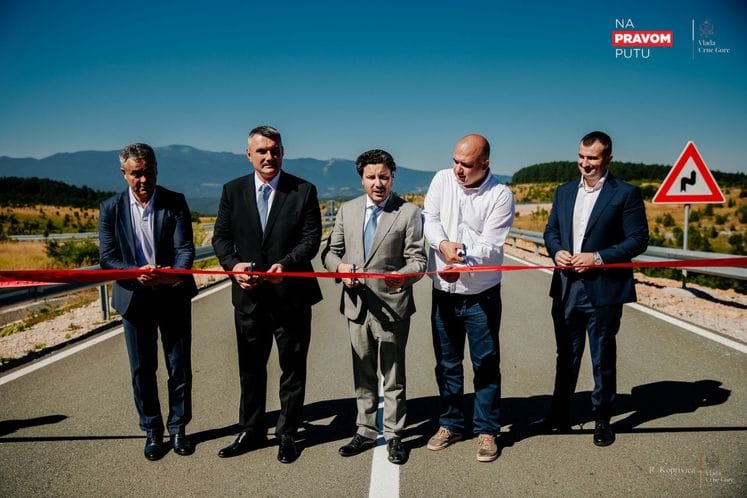 Абазовић на отварању реконструисаног пута Пљевља - Метаљка