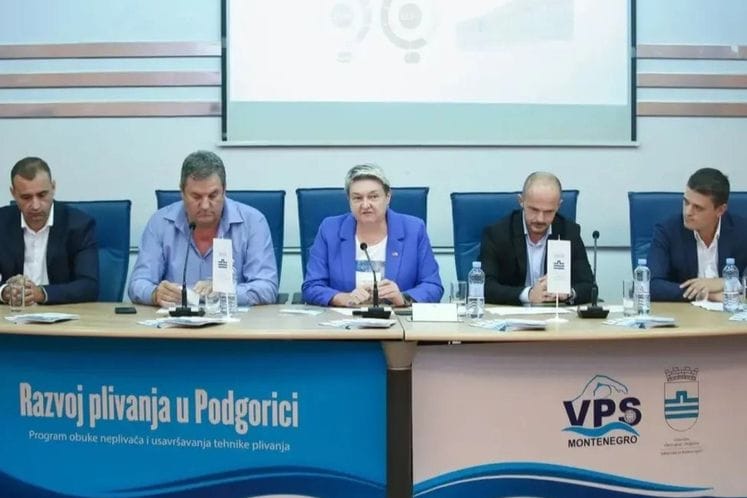 "RAZVOJ PLIVANJA U PODGORICI"