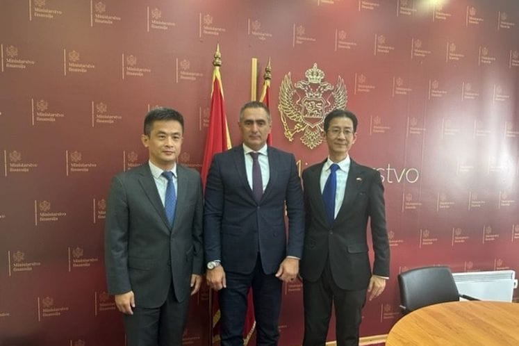 ambasada kine sastanak