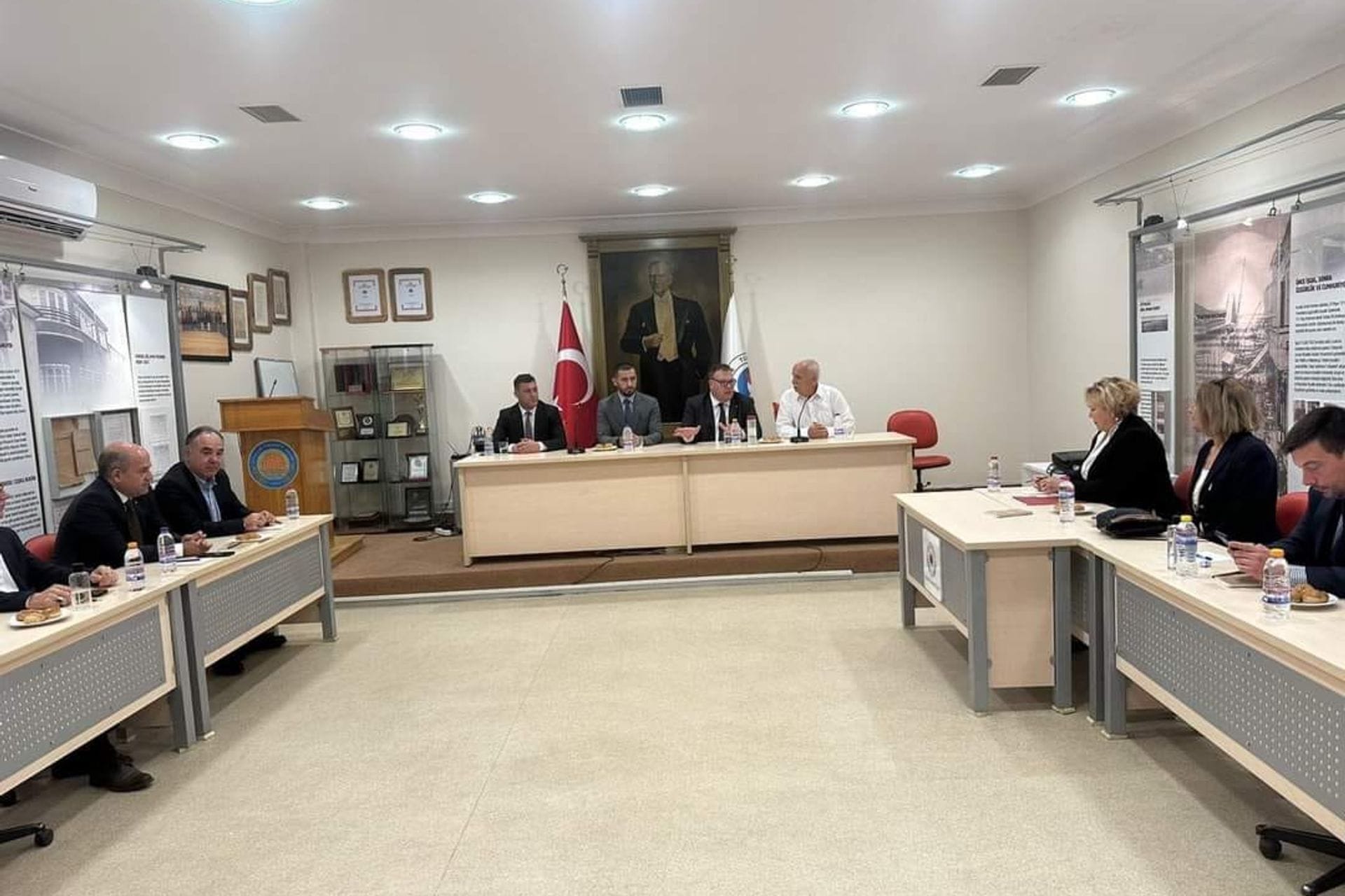 Sastanak sa predsjednicima tri privredne komore Ajvalika, Burhanije i Erdemita