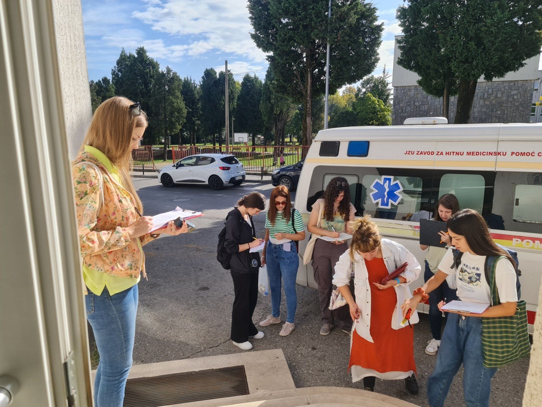 gallery.media[0].alt