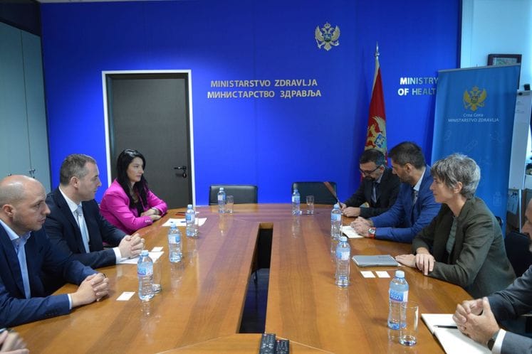 Ministar Šćekić sa novoimenovanom stalnom predstavnicom UNDP-a u Crnoj Gori