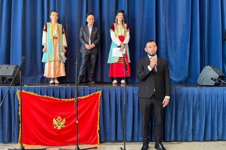 ODRŽANI “DANI CRNOGORSKE KULTURE” U PARIZU