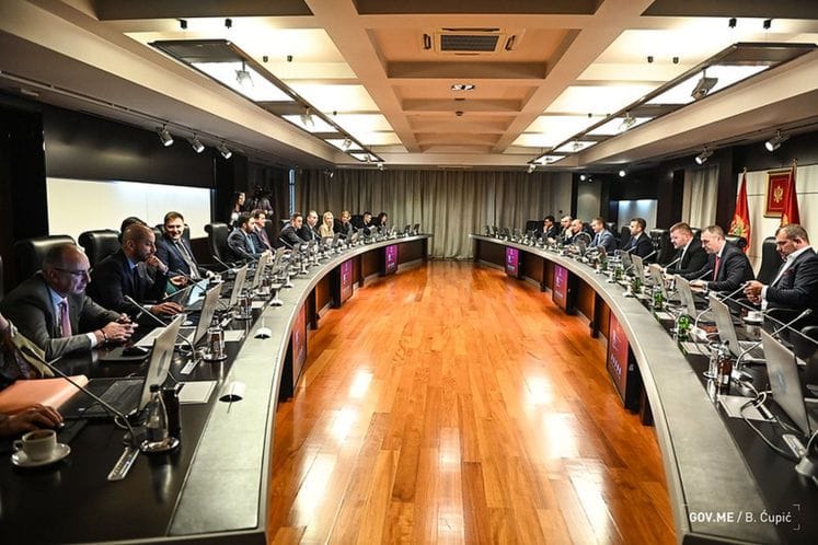 1. sjednica 44. Vlade Crne Gore