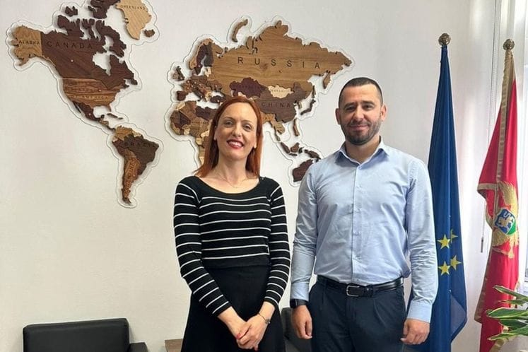 Potpisan sporazum o saradnji između Uprave za saradnju sa dijasporom-iseljeništvom i Centra za politike migracija i multikulturalizma