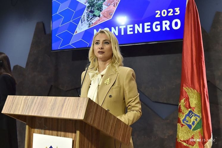 Ministarka izlaganje