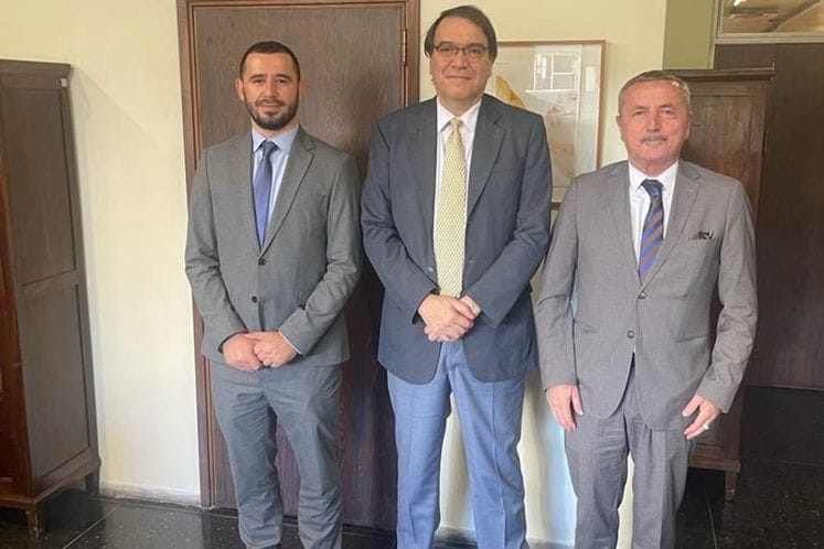 DIREKTOR UPRAVE ZA SARADNJU SA DIJASPOROM-ISELJENICIMA POSJETIO DIJASPORU U REPUBLICI URUGVAJ