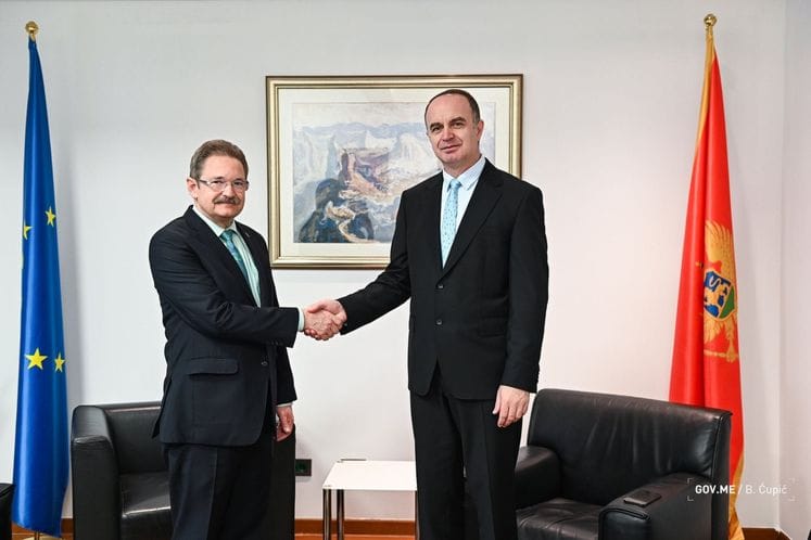 Gjeloshaj sa Feltenom