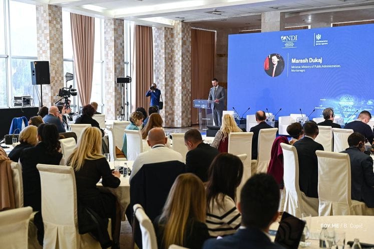 Ministar Marash Dukaj na konferenciji “Razmjena znanja i ideja za otvorene i transparentne uprave"