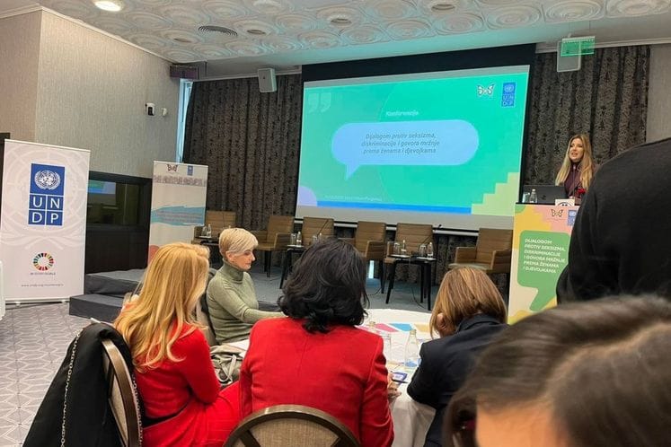 „SOS telefon za žene i djecu žrtve nasilja Podgorica“