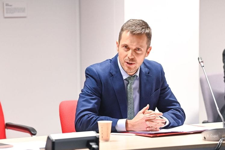 prof. dr Saša Mujović