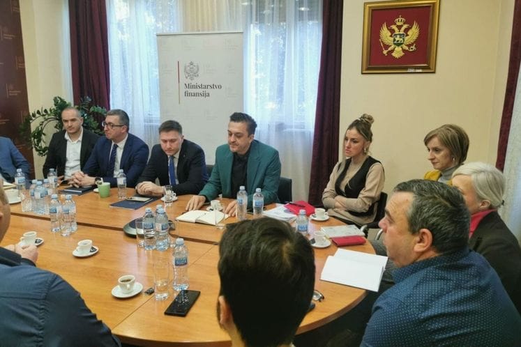 Ministari zdravlja i finansija danas razgovarali sa predstavnicima sindikalnih organizacija iz oblasti zdravstva
