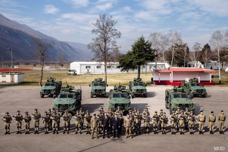 Prodpredsjednik Vlade, ministar odbrane i NGŠ u posjeti kasarni u Dg