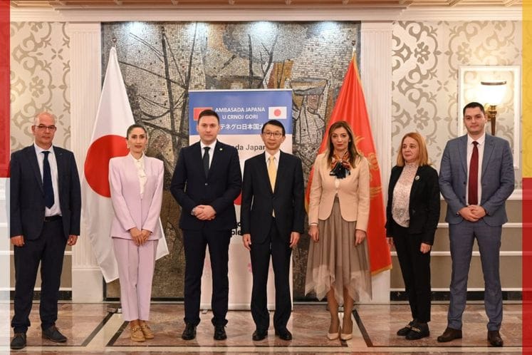 Potpisivanje donatorskog ugovora između Ambasade Japana i CG