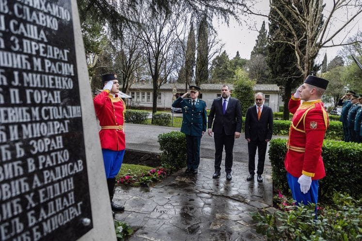Vijenci položeni kao zavjet da ono što je bilo, neće biti zaboravljeno