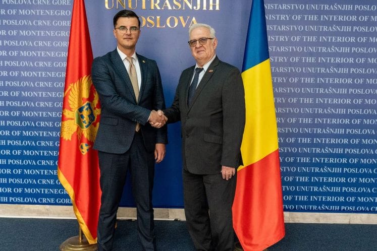 Ministar sa ambasadorom Rumunije