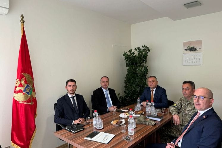 Gjeloshaj se sastao sa predstavnicima crnogorske zajednice na Kosovu