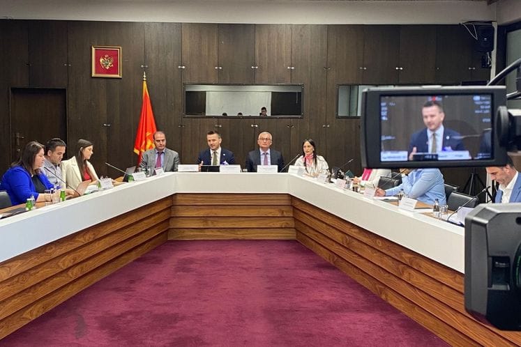 Održan Okrguli sto povodom Nacrta Zakona o lokalnoj samoupravi