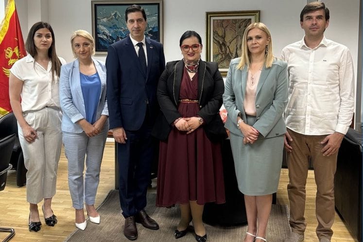 Министарка Нишић оржала састанак са представницима ИОМ-а и МУП-а