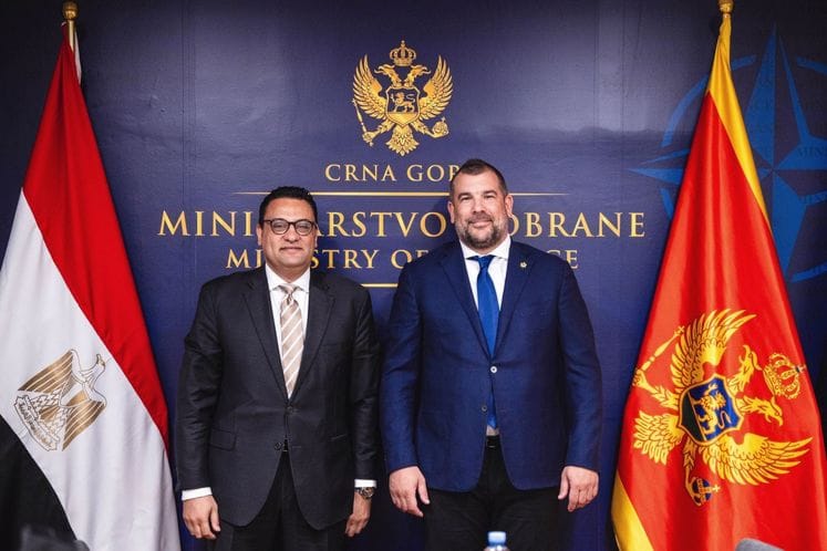 Krapović sa egipatskim ambasadorom Afifijem: Razmotriti modalitete snaženja bilateralne odbrambene saradnje